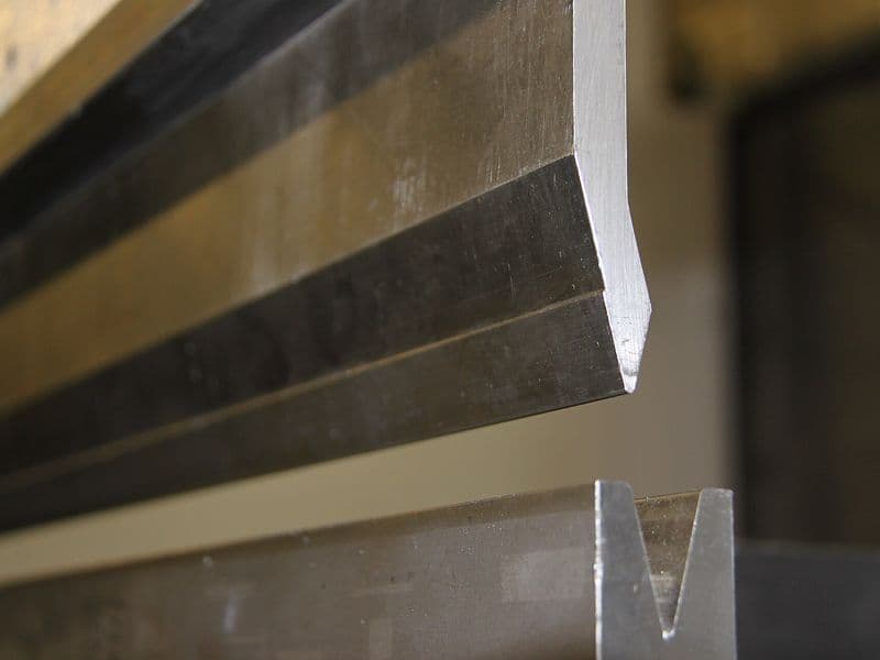 Press brake bending in a job shop